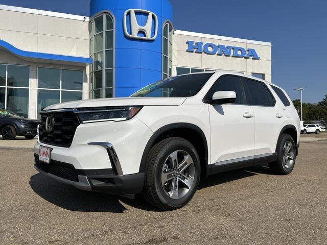 new 2025 Honda Pilot car, priced at $47,150