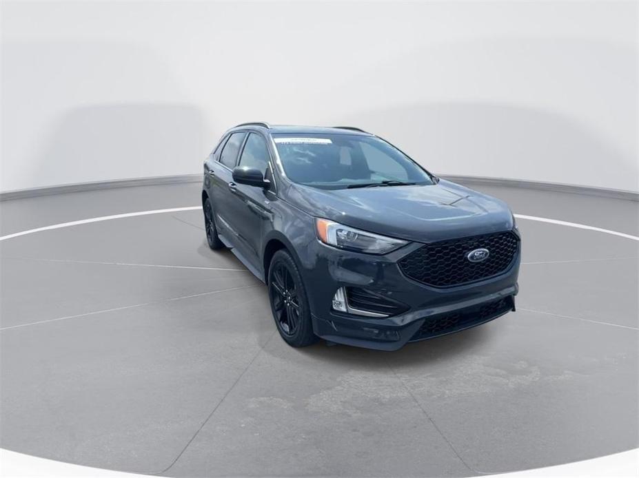 used 2021 Ford Edge car, priced at $28,488