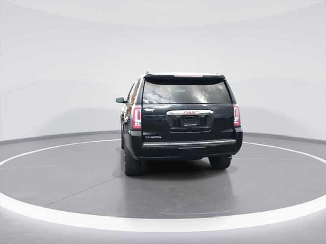 used 2019 GMC Yukon car, priced at $34,888