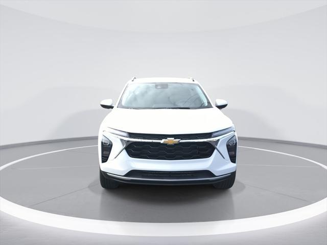 new 2025 Chevrolet Trax car, priced at $23,595