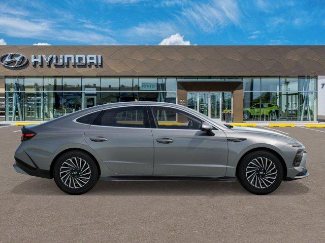 new 2025 Hyundai Sonata Hybrid car, priced at $39,490