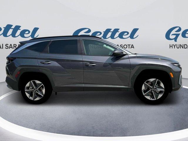 new 2025 Hyundai TUCSON Hybrid car, priced at $37,250