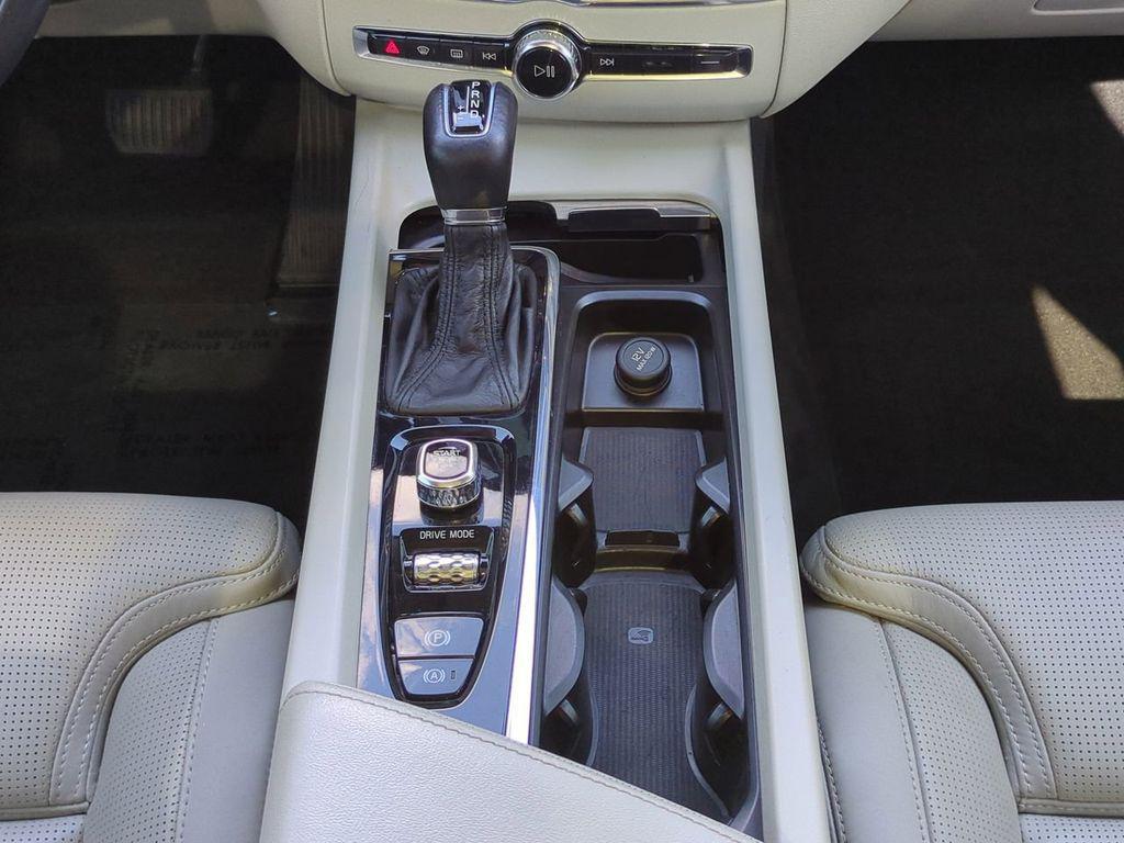 used 2021 Volvo XC60 car, priced at $23,955