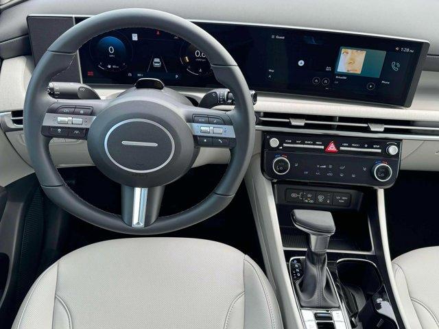 new 2025 Hyundai Tucson car, priced at $32,383