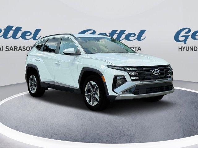 new 2025 Hyundai Tucson car, priced at $33,190