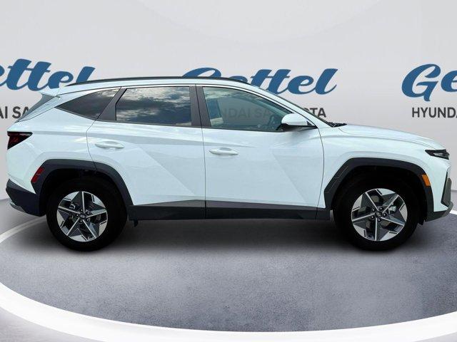 new 2025 Hyundai Tucson car, priced at $33,190
