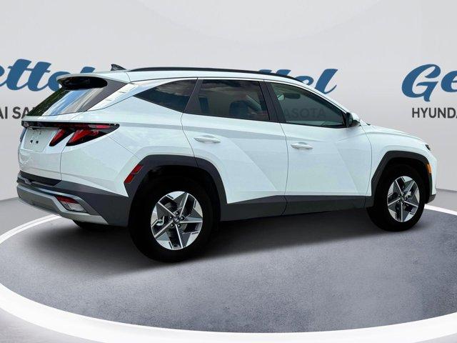 new 2025 Hyundai Tucson car, priced at $33,190