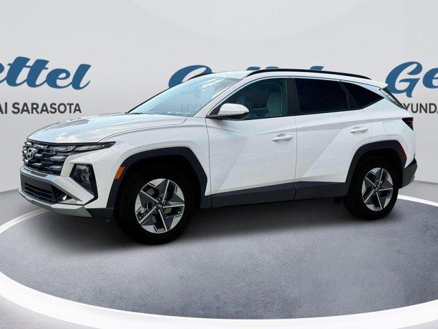 new 2025 Hyundai Tucson car, priced at $33,190