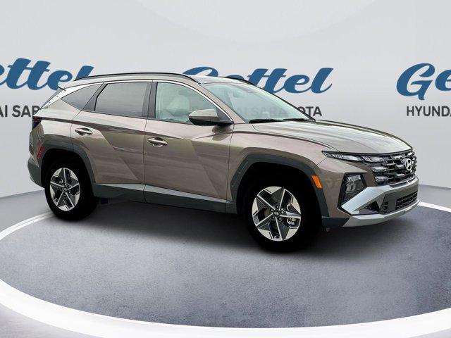 new 2025 Hyundai TUCSON Hybrid car, priced at $37,250