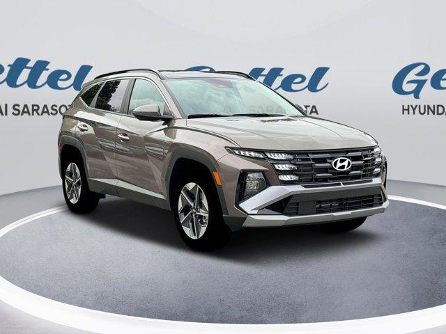 new 2025 Hyundai TUCSON Hybrid car, priced at $37,250