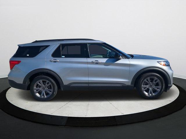 used 2022 Ford Explorer car, priced at $27,691