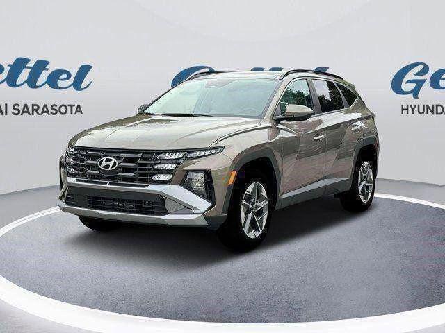 new 2025 Hyundai TUCSON Hybrid car, priced at $34,910