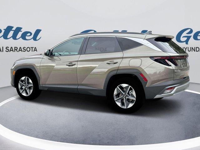 new 2025 Hyundai TUCSON Hybrid car, priced at $37,110