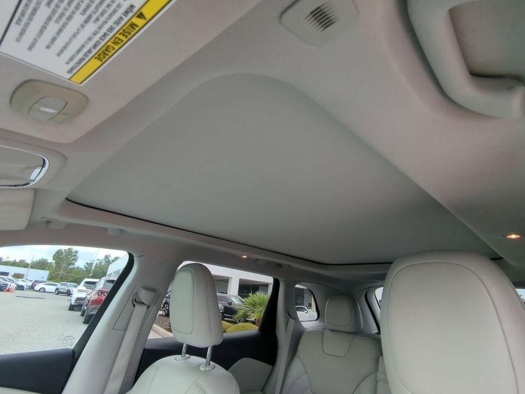 used 2019 Jeep Cherokee car, priced at $13,520