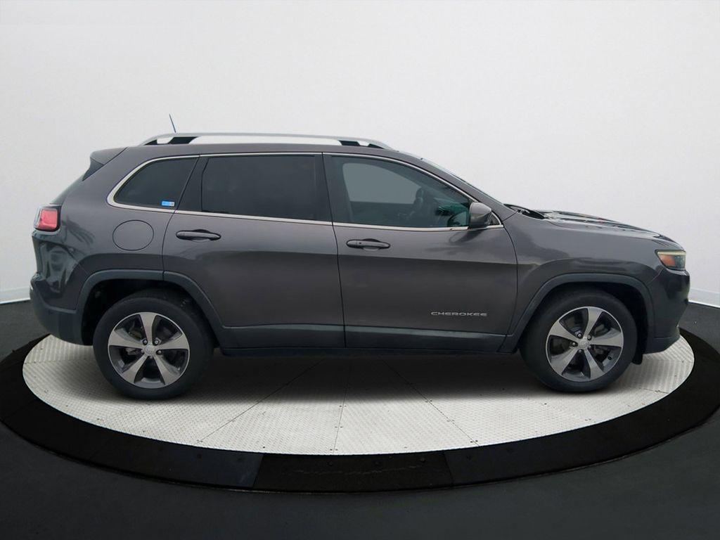 used 2019 Jeep Cherokee car, priced at $13,520