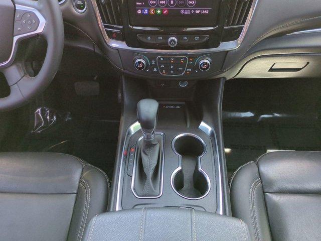 used 2023 Chevrolet Traverse car, priced at $29,850