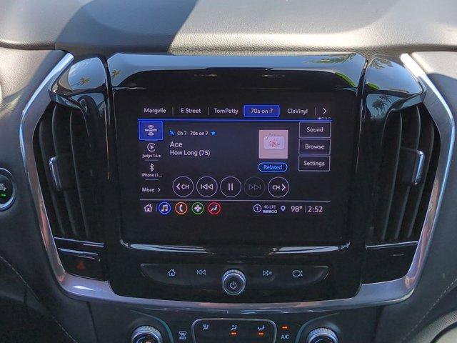 used 2023 Chevrolet Traverse car, priced at $29,850