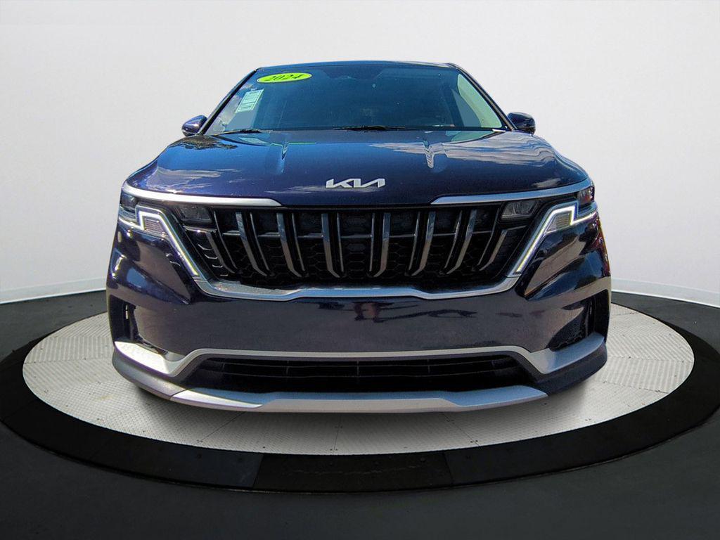 used 2024 Kia Carnival car, priced at $25,490