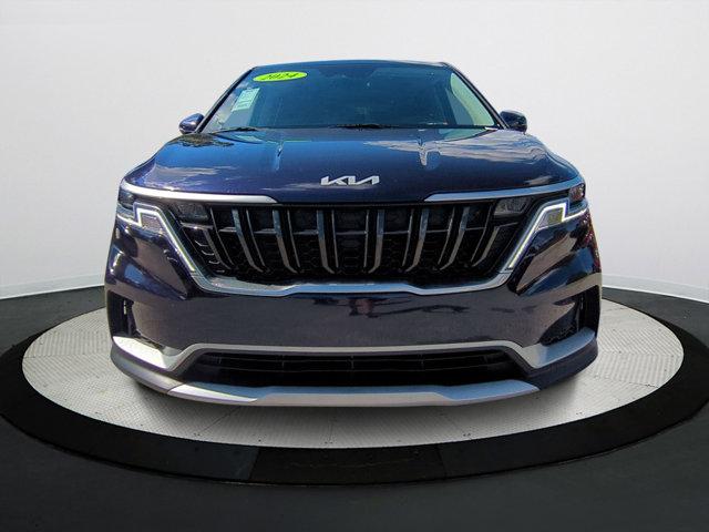 used 2024 Kia Carnival car, priced at $25,490