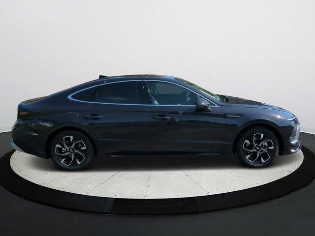 new 2024 Hyundai Sonata car, priced at $27,955