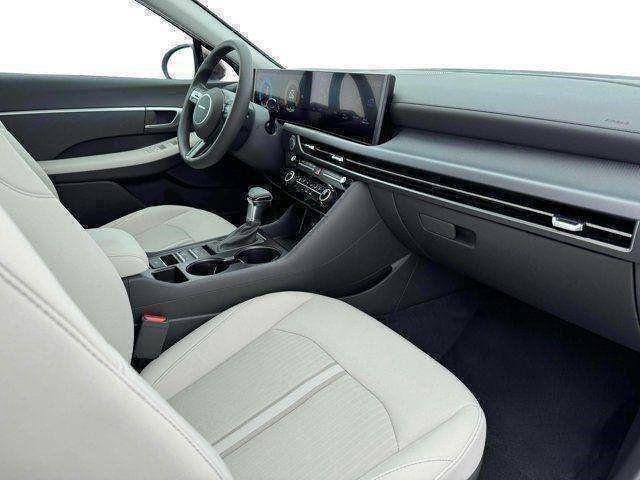 new 2025 Hyundai Sonata car, priced at $27,336