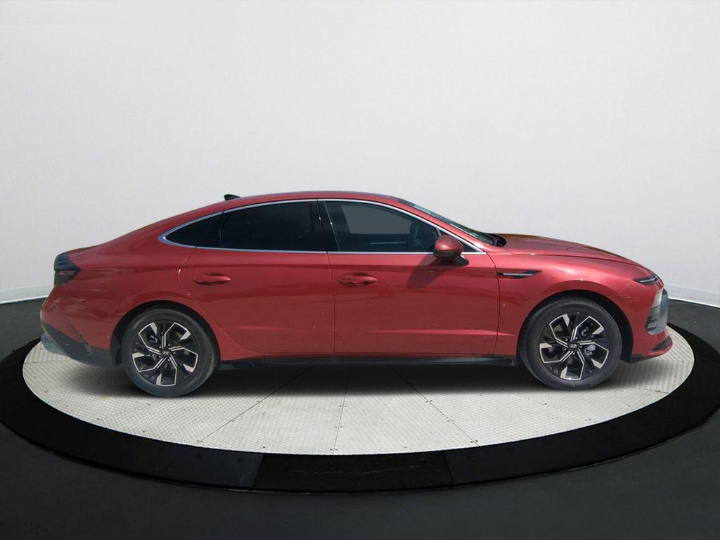 used 2024 Hyundai Sonata car, priced at $23,325