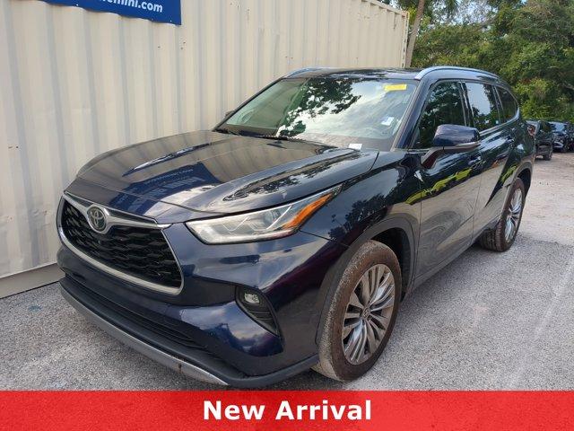 used 2021 Toyota Highlander car, priced at $39,980