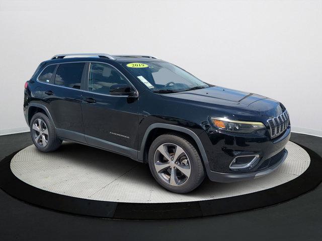 used 2019 Jeep Cherokee car, priced at $13,500