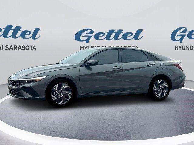 new 2025 Hyundai Elantra car, priced at $24,276