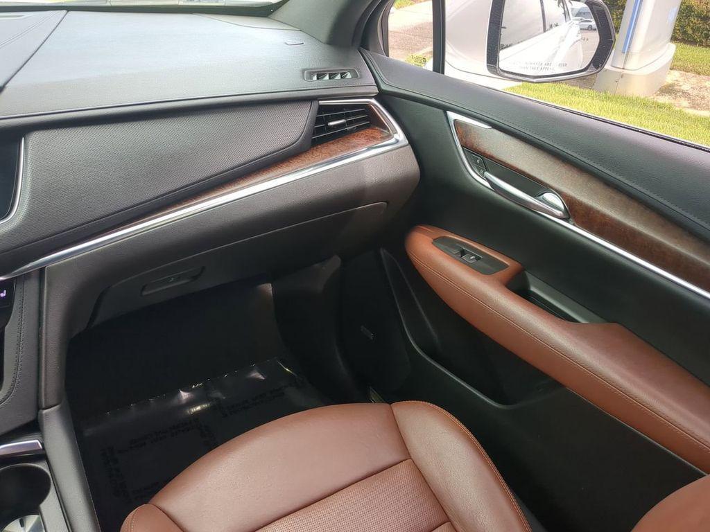 used 2021 Cadillac XT5 car, priced at $25,795