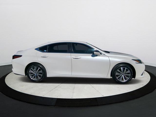 used 2019 Lexus ES 350 car, priced at $24,659