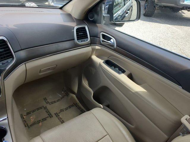 used 2017 Jeep Grand Cherokee car, priced at $16,372