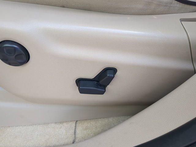 used 2017 Jeep Grand Cherokee car, priced at $16,372