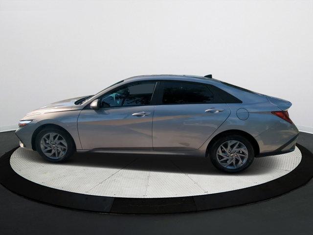 new 2024 Hyundai Elantra car, priced at $22,017