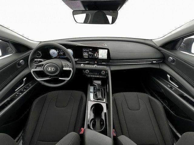 new 2025 Hyundai Elantra car, priced at $25,656