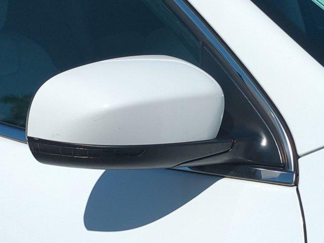 used 2019 Jeep Cherokee car, priced at $16,061