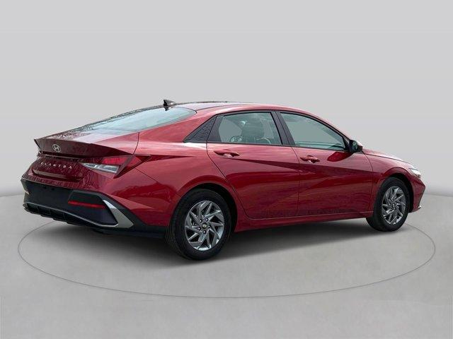 new 2024 Hyundai Elantra car, priced at $23,810