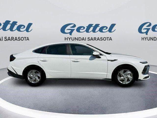 new 2025 Hyundai Sonata car, priced at $28,086