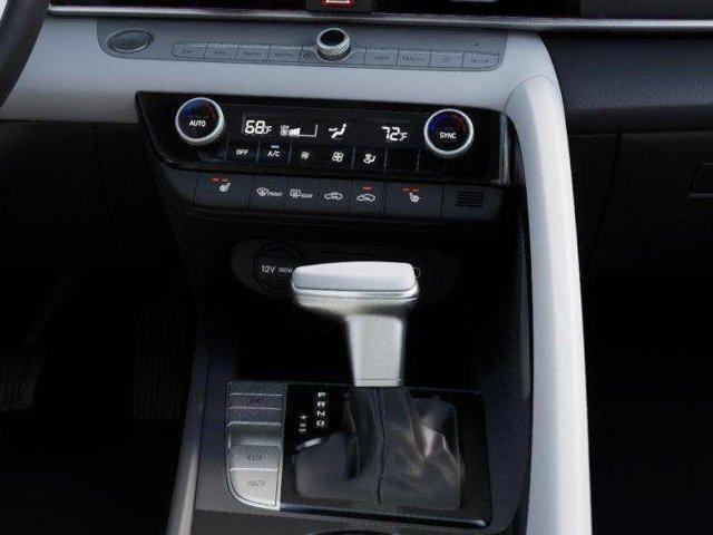 new 2025 Hyundai Elantra car, priced at $25,693