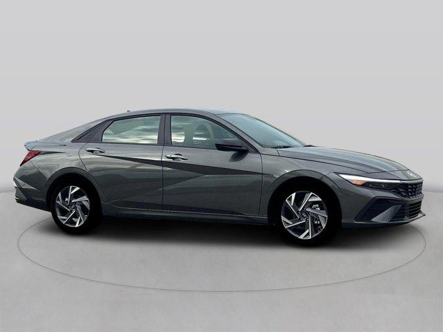 new 2025 Hyundai Elantra car