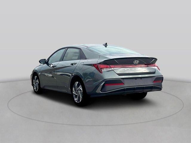 new 2025 Hyundai Elantra car