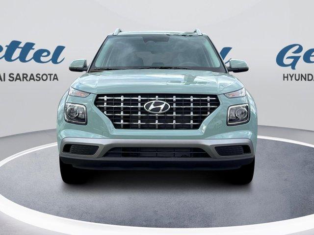 new 2025 Hyundai Venue car