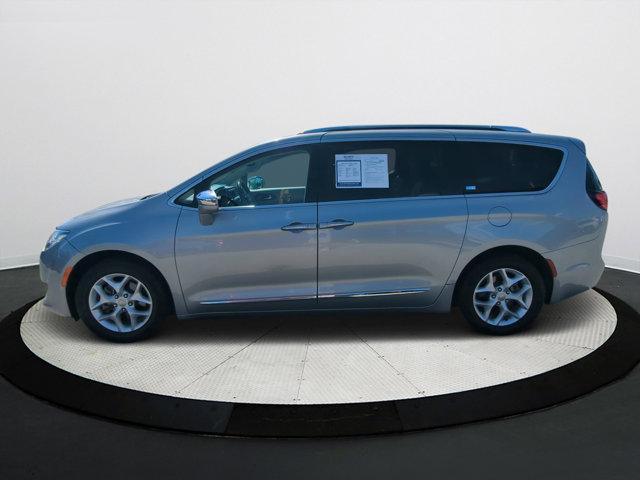 used 2020 Chrysler Pacifica car, priced at $24,841