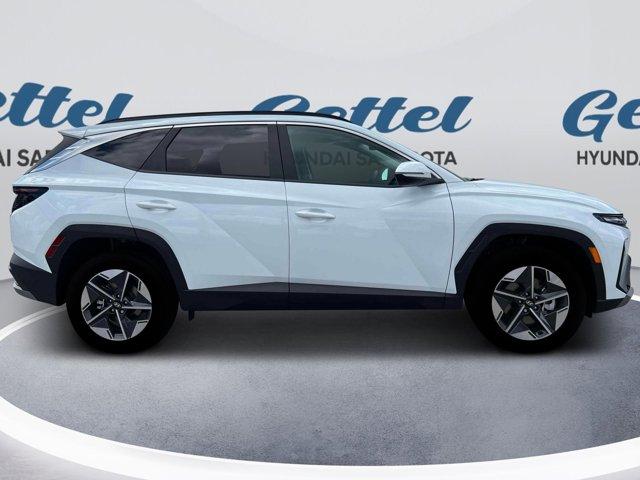 new 2025 Hyundai TUCSON Hybrid car, priced at $37,840