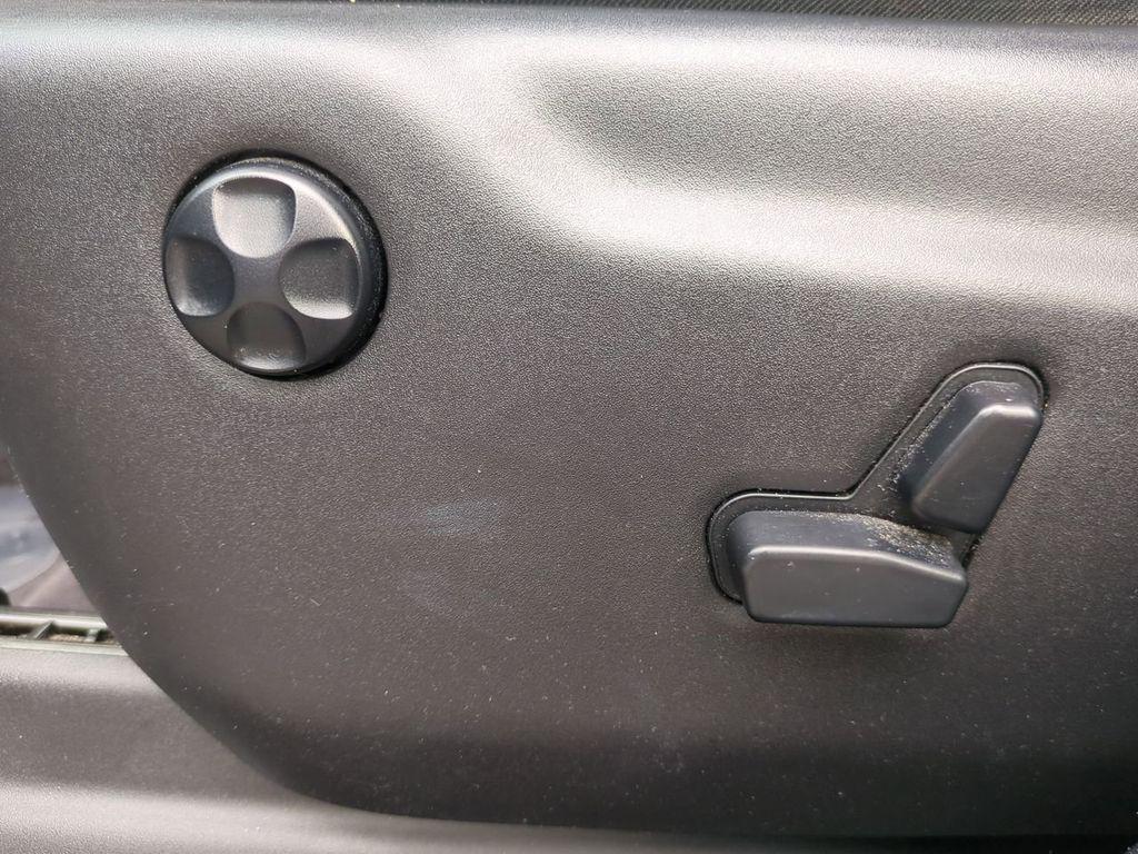 used 2017 Jeep Grand Cherokee car, priced at $14,175