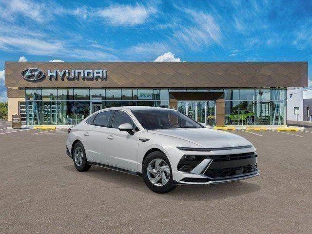 new 2025 Hyundai Sonata car, priced at $28,116