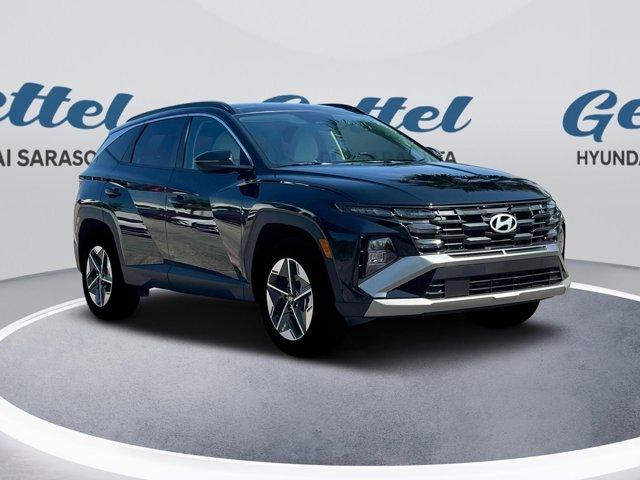 new 2025 Hyundai TUCSON Hybrid car, priced at $37,030