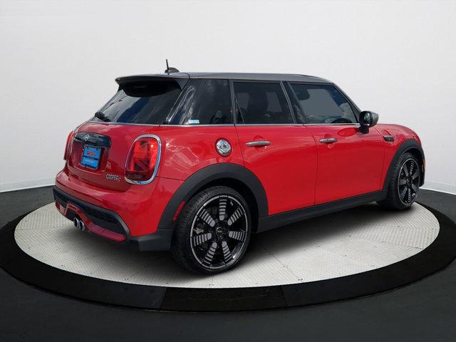 used 2022 MINI Hardtop car, priced at $26,991