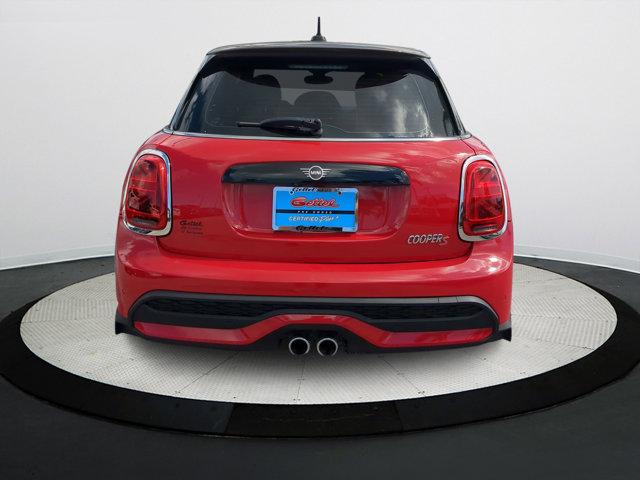 used 2022 MINI Hardtop car, priced at $26,991