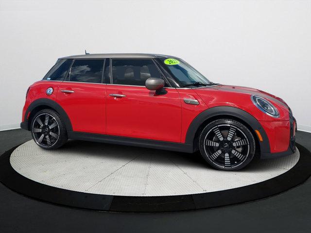 used 2022 MINI Hardtop car, priced at $26,991